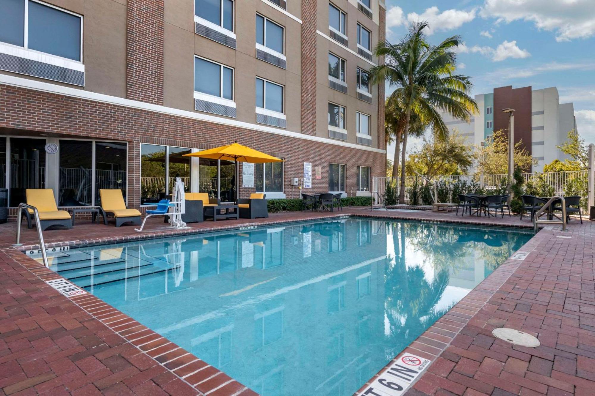 Cambria Hotel Ft Lauderdale, Airport South & Cruise Port Dania Beach Zewnętrze zdjęcie